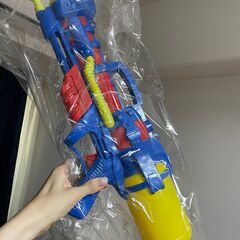 ウォーターガン・水鉄砲（美品・大型）