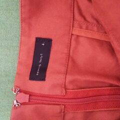 ローリーズのスカートです。の画像