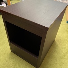 早めの引き取りの方優先！収納付き椅子！