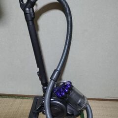 【無料】8月3日引き取り希望 ダイソン 掃除機