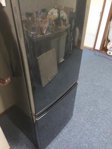 シャープ 冷蔵庫    取り引き中
