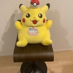 ピカチュウ ぬいぐるみ 等身大の中古が安い!激安で譲ります ピカチュウ ぬいぐるみ 等身大の中古が安い!激安で譲ります