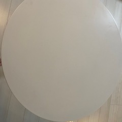 カフェテーブルの画像