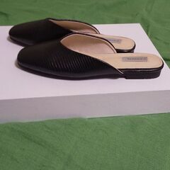 黒のミュールです。の画像