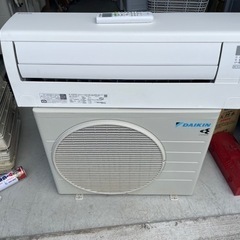 DAIKIN  6畳用　2.2kwエアコン　F22YTCXS-W  2021年製