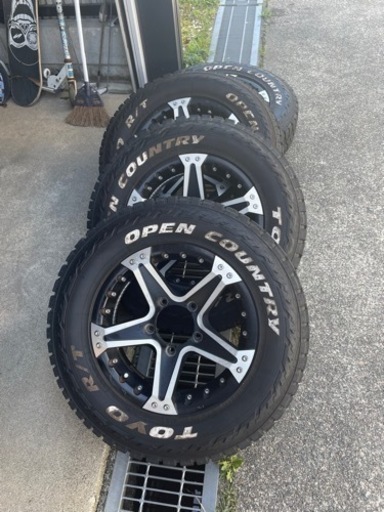 ジムニー　ja22 TOYO オープンカントリー　185/85 16  5.5J