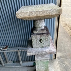 ◆石灯籠　日本庭園 和 エクステリア 庭　置物 高さ約1070mm 横幅最大約360mの画像