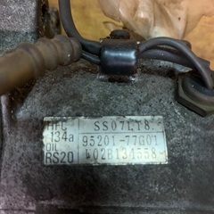 クーラーコンプレッサーの画像