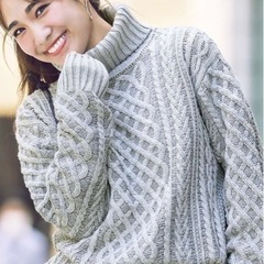 【2着セット】タートルネック セーター　グレーとホワイト2着セットの画像