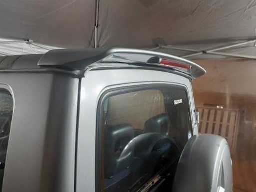 スズキジムニー純正リアスポイラーJA11•JA12•JA22 (隙間時間にジモティ