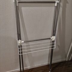 【室内物干し】アイリスオーヤマ 洗濯物干し コンパクト収納 タオ...