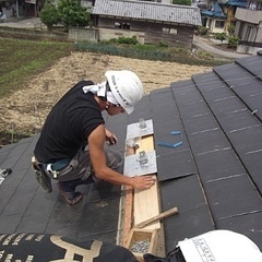 太陽光ソ－ラ－パネル取り付け手元作業員急募の画像
