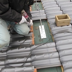 太陽光ソ－ラ－パネル取り付け手元作業員急募の画像