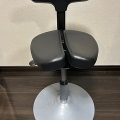 坐骨で座る健康イス ayur-chair (アーユル・チェアー)...