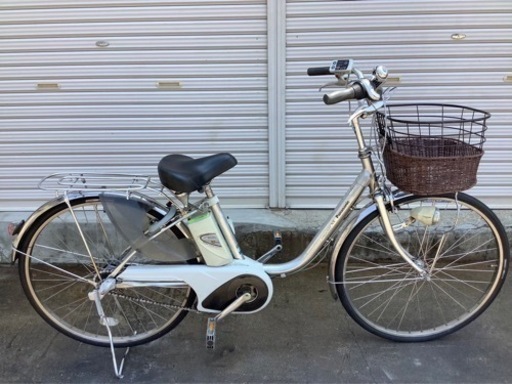 141 パナソニック新機種電動アシスト自転車vivi NX26インチ　シルバーボディー