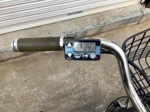 144 ヤマハ最新機種電動アシスト自転車pas with26インチ マッドブラックアルミ
