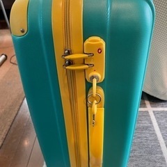 ⭐︎ご相談中スーツケース　旅行バッグの画像