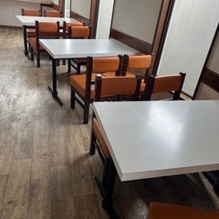 新品同様　綺麗　カフェの椅子10脚　の画像