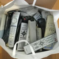 【無料】テレビとかのリモコン全部の画像