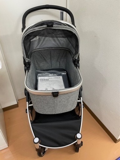 ほぼ新品　ピッコロカーネ小型犬・中型犬カート