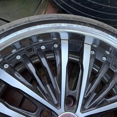 19インチアルミホイル&タイヤの画像