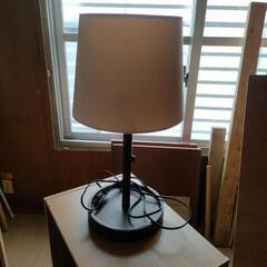 【値下げしました】ベッドサイトランプの画像