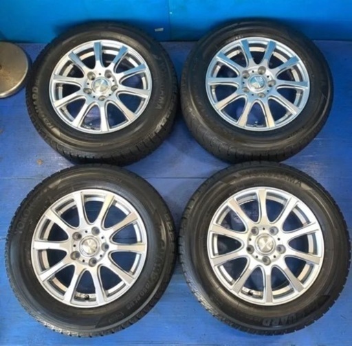 15インチホイール（YOKOHAMAスタッドレスタイヤ付）※最終値下げ9月末までに取りに来ていただける方値下げします。