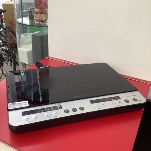 IRISOHYAMA    アイリスオーヤマ　2口IH調理器  IHコンロ　IHK-W12-B  2019年製
