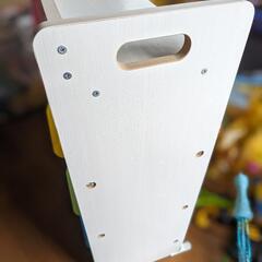 おもちゃラックの画像