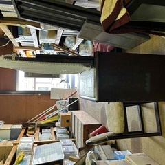 鏡台です　コンパクトですの画像