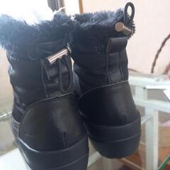 MINNETONKA　スノーブーツの画像