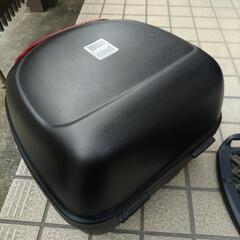 GIVIリアボックスの画像