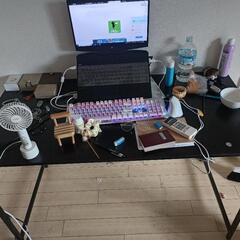 無料で各種家具。マットレス/布団/テーブルなどの画像