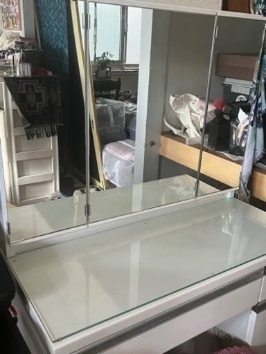 ニトリ　鏡台　ホワイト　椅子付き