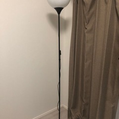 IKEA  間接照明（電球付き）