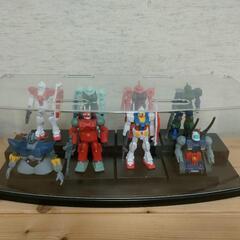 ☆ガンダムフィギュアセット☆コレクションケース付☆の画像