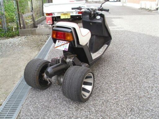 目立つ1台！ 稀少！旧車ホンダ ストリーム改(マッドブラック