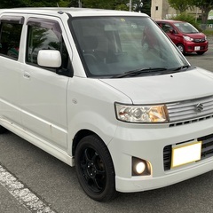 スズキ SUZUKI ワゴンR スティングレー 白 4WD 4A...