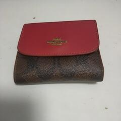 コーチ　財布　赤　COACH