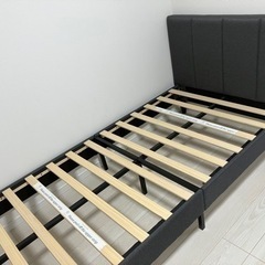 ZINUS シングルベッド&アイリスオーヤマ衣装ケース