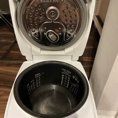 美品 炊飯器の画像