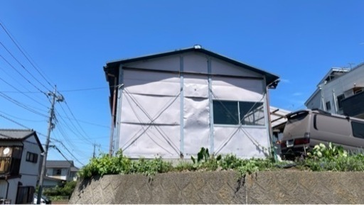 大きなプレハブです！