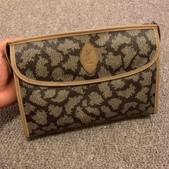 YSL ポーチ
