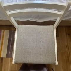 白グレー　ダイニングチェア　1脚の画像