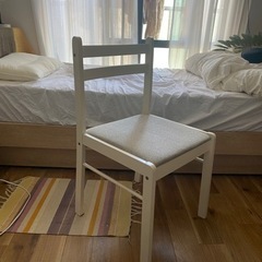 白グレー　ダイニングチェア　1脚の画像