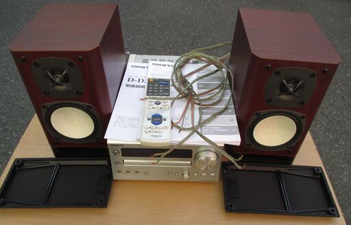 ☆オンキョー ONKYO CR-D2 CDレシーバー チューナーアンプ \u0026 D-D2E サテライトスピーカー◆ミニコンポ・オーディオシステム