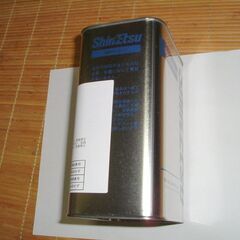 新品未開封：信越化学工業 シリコーンオイル KF-96-50CS 1kgの画像
