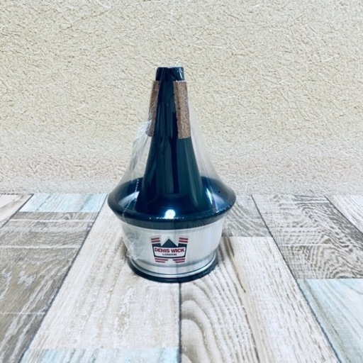 【超美品】デニスウィック トランペット用 ミュートカップ