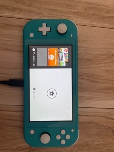 ニンテンドースイッチ ライト　充電器あり　SDカードなし　初期化済み
