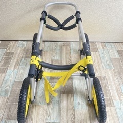 中型犬用 四輪車椅子 歩行器 あご乗せパーツ付きの画像